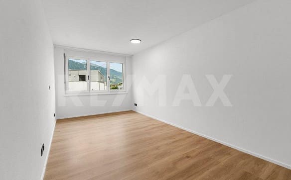 Immobilie in Malans Gr - Renovierte 4½-Zimmerwohnung mit zwei Balkonen in Malans - Bild 8