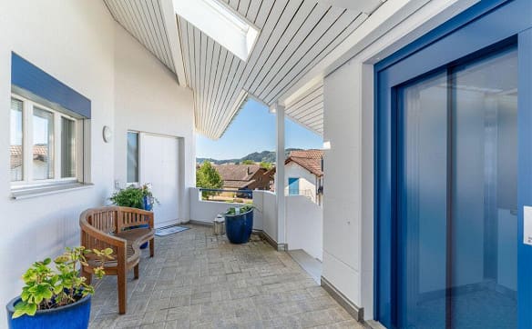 Immobilie in Dagmersellen - Es Huus em Huus: grossi 6.5-Zemmer-Maisonette-Wohnig - Bild 2