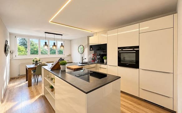Immobilie in Münsingen - MODERN & FAMILIENFREUNDLICH MIT GROSSEM SITZPLATZ - Bild 2
