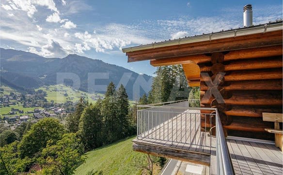 Immobilie in Lenk Im Simmental - Alpencharme aus Rundholz - Wohnen mit Weitblick an der Lenk - Bild 0