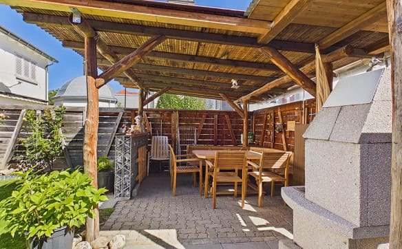 Immobilie in Rhäzüns - Ein Zuhause zum Wohlfühlen mit Gartensitzplatz, Pergola und Gemüseg... - Bild 10