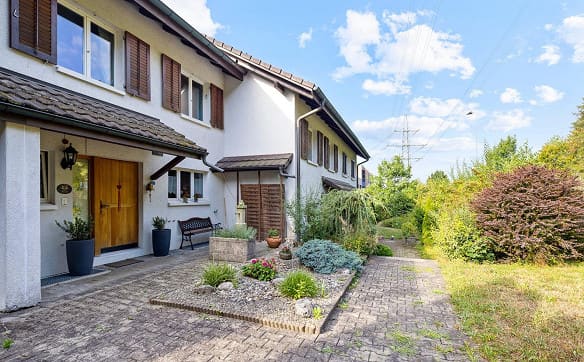 Immobilie in Remetschwil - Familienoase in attraktivem Wohnquartier - mit zwei Extra-Räumen - Bild 1