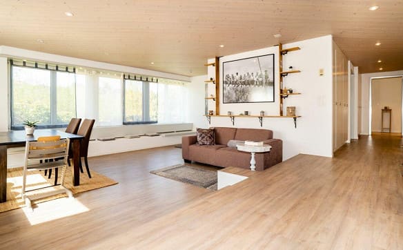 Immobilie in Kollbrunn - Einzigartige 4.5-Zimmer-Terrassenwohnung an sonniger Hanglage - Bild 3