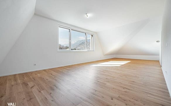 Immobilie in Turtmann - Grosszügig wohnen, besonders leben - Dachmaisonette mit Charakter - Bild 1