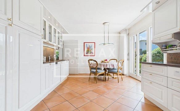 Immobilie in Camignolo - Splendida casa di carattere con ampio giardino in zona residenziale - Bild 12