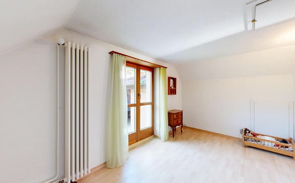 Immobilie in Dittingen - Freistehendes 6.5-Zimmer-Einfamilienhaus mit Doppelgarage - Bild 8