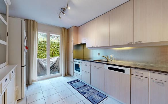 Immobilie in Küsnacht Zh - Gartenwohnung mit enormem Potenzial an der Zürcher Goldküste - Bild 3