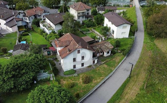 Immobilie in Roveredo Gr - VECCHIA PROPRIETÀ TIPICA CON GRANDE CARATTERE - Bild 0