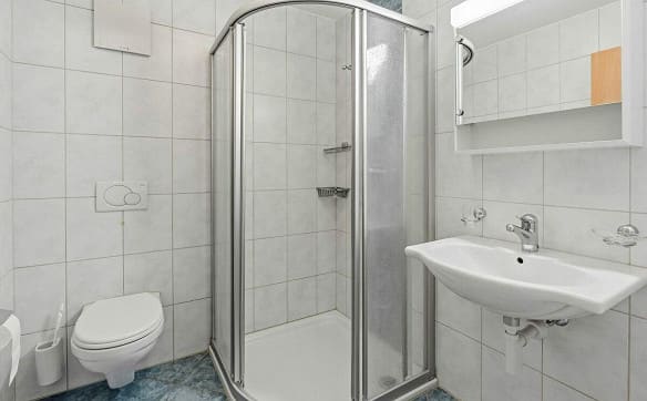 Immobilie in Walenstadt - wunderschöne 4.5 Zimmer Gartenwohnung mit Wintergarten - Bild 10