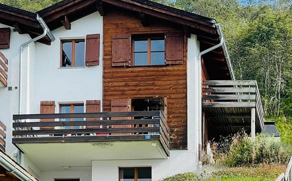 Immobilie in Surcuolm - Ein Feriendomizil zum Geniessen– 5-Zi.-Maisonettewohnung im Chaletstil - Bild 11