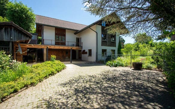 Immobilie in Tafers - Ein Zuhause für Mensch und Tier - 7.5 Zimmer, Einliegerwohnung und ... - Bild 1