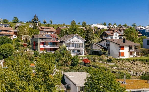 Immobilie in Oberlunkhofen - Alles klar - 6.5-Zimmer-EFH mit Aussicht - Bild 0