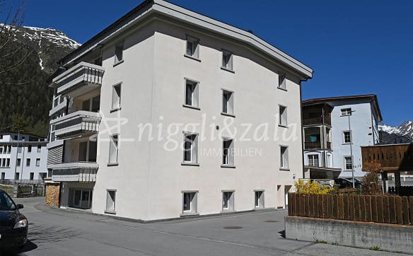 Immobilie in Zernez - Spannendes Ausbauobjekt mit Wohnpotenzial - Bild 1