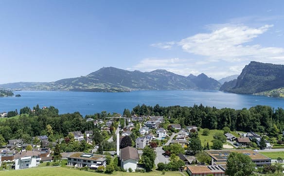 Immobilie in Kastanienbaum - Modernes Reiheneckhaus mit überhohen Räumen und Seesicht - Bild 14