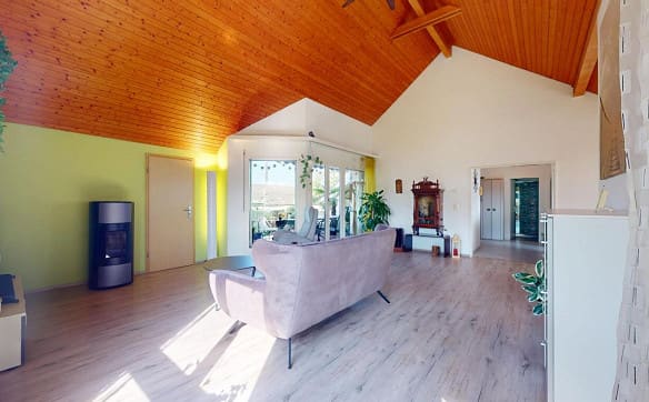 Immobilie in Kaiseraugst - Grosszügige 4.5 Zimmer Dachwohnung mit sonnigem Balkon - Bild 3