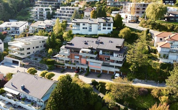 Immobilie in Hergiswil Nw - Exklusive 5½-Zimmer-Duplexwohnung mit Panorama-See- und Bergsicht i... - Bild 0