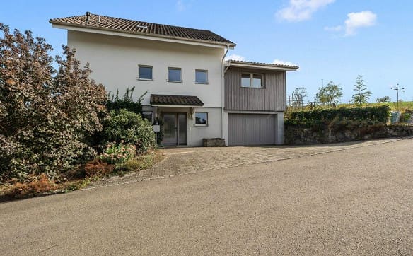 Immobilie in Rünenberg - Wohnen am Rand der Bauzone - mit Weitsicht und viel Raum fürs Leben - Bild 0