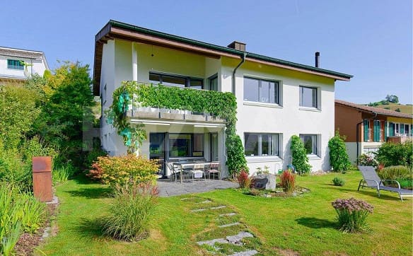 Immobilie in Schwarzenberg Lu - Wohnen mit Weitblick – ein Zuhause an besonderer Aussichtslage - Bild 0