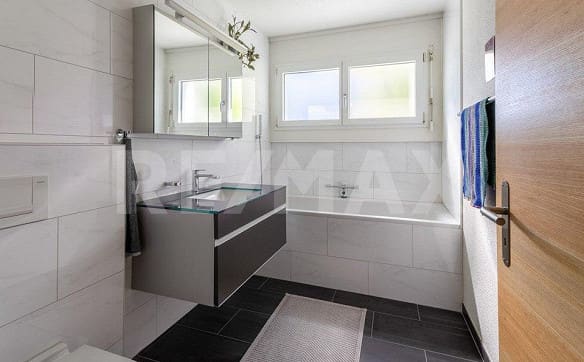 Immobilie in Schwarzenberg Lu - Wohnen mit Weitblick – ein Zuhause an besonderer Aussichtslage - Bild 12