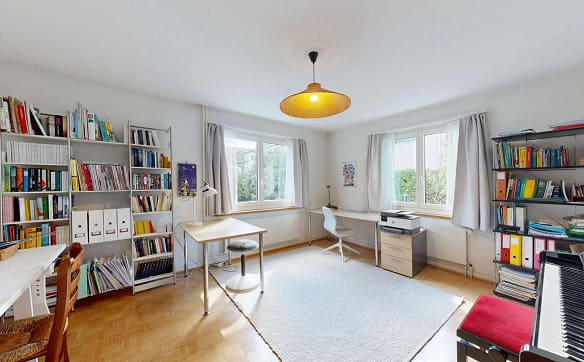 Immobilie in Laufen - Freistehendes 6-Zimmer-Einfamilienhaus mit weitläufigem Garten - Bild 8