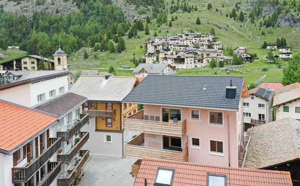 Immobilie in Bivio - Renovierte 2½-Zimmer-Ferienwohnung im 1. OG in nächster Nähe zu der... - Bild 10