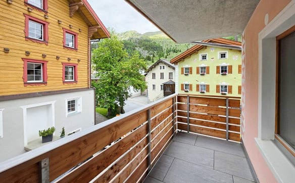 Immobilie in Bivio - Renovierte 2½-Zimmer-Ferienwohnung im 1. OG in nächster Nähe zu der... - Bild 8