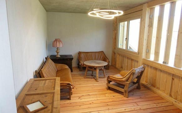 Immobilie in Luven - 4.5-Zimmer-Ferienwohnung Nr. 2 in einem historischen Zweifamilienha... - Bild 5