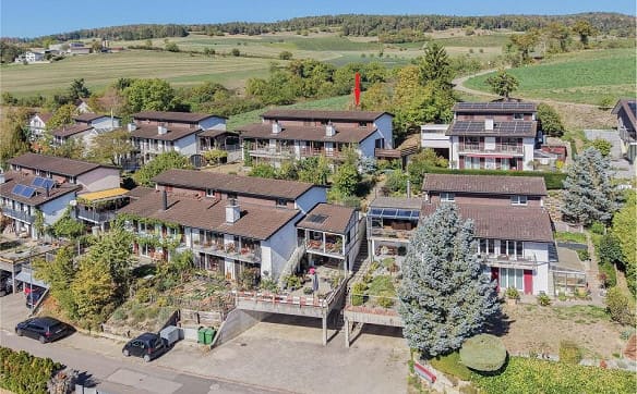 Immobilie in Bözen - Beste Aussichten und naturnah: Einfamilienhaus mit interessantem Ra... - Bild 0