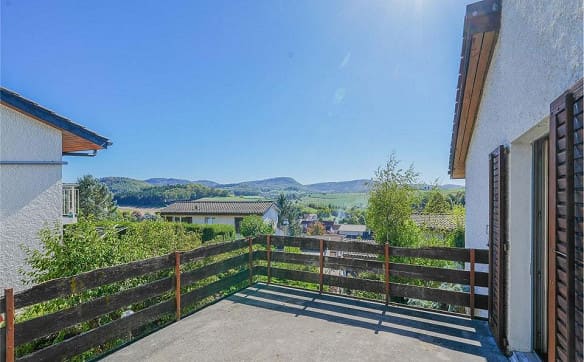 Immobilie in Bözen - Beste Aussichten und naturnah: Einfamilienhaus mit interessantem Ra... - Bild 3