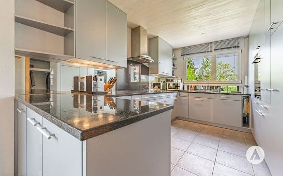 Immobilie in Uttigen - Gepflegtes Zuhause mit Privatsphäre - Bild 3