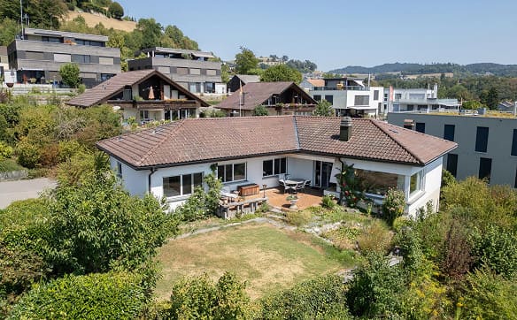 Immobilie in Boll - Ein Zuhause mit Seele  und unvergleichlicher  Weitsicht - Bild 0