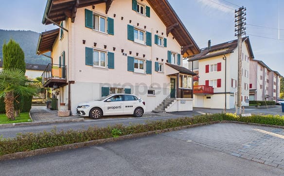Immobilie in Goldau - Vielseitiges Zweifamilienhaus, Gestaltungsspielraum & Zentrale Lage! - Bild 9