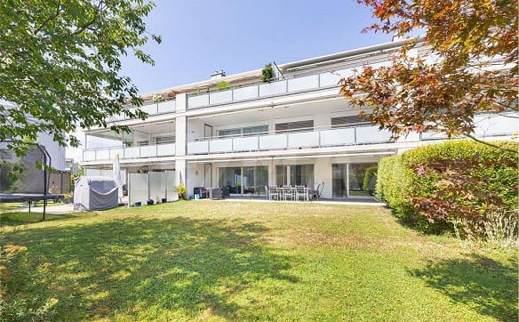 Immobilie in Eglisau - Zentrale, helle 3.5-Zimmer Wohnung mit Gartenparadies - Bild 4