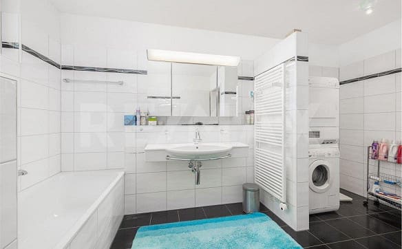Immobilie in Eglisau - Zentrale, helle 3.5-Zimmer Wohnung mit Gartenparadies - Bild 8