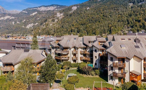 Immobilie in Meiringen - Zwei Wohnungen, ein Zuhause – und viele Möglichkeiten (Ferien- oder... - Bild 1