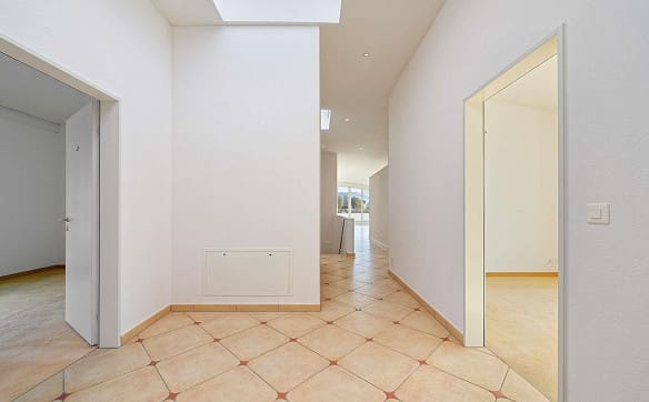 Immobilie in Küssnacht Am Rigi - Weitblick trifft Grosszügigkeit - Exklusive 6.5 Zimmer Attika - Bild 4