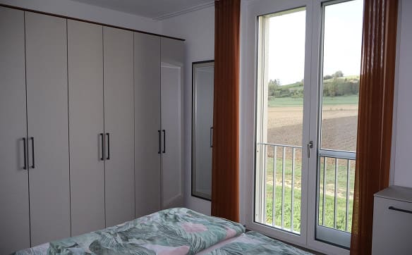 Immobilie in Gächlingen - Attraktive 2.5-Zimmer-Wohnung mit Weitblick in die Weinreben - Bild 10
