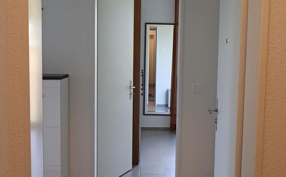 Immobilie in Gächlingen - Attraktive 2.5-Zimmer-Wohnung mit Weitblick in die Weinreben - Bild 8