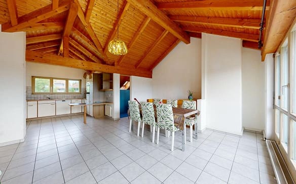 Immobilie in Wallisellen - 4-Zimmer-Duplexwohnung mit Terrasse und Cheminée - Bild 3