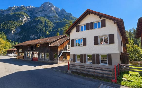 Immobilie in Vättis - HEIMELIGES ZUHAUSE DIREKT AM LAUSCHIGEN BACH - Bild 0