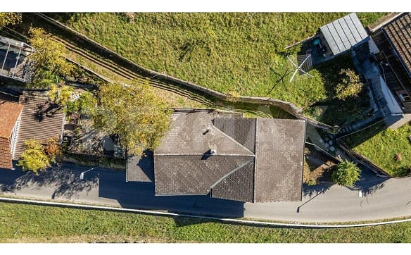 Immobilie in Schiers - Einfamilienhaus mit Stallanbau und Ausbaupotenzial - Bild 12