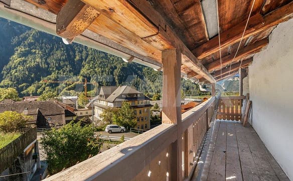 Immobilie in Schiers - Einfamilienhaus mit Stallanbau und Ausbaupotenzial - Bild 4