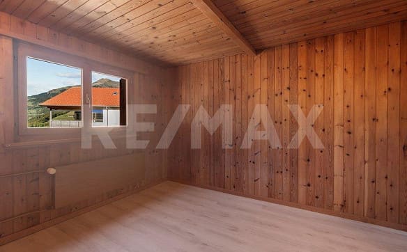 Immobilie in Schiers - Einfamilienhaus mit Stallanbau und Ausbaupotenzial - Bild 8