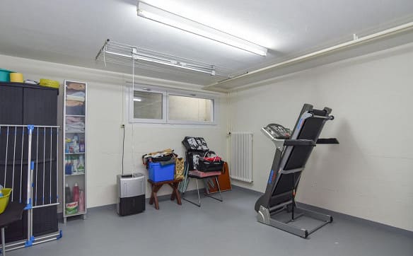 Immobilie in Teufenthal Ag - Gepflegtes, bezugsbereites Eigenheim mit PV-Anlage und Wärme-Pumpe - Bild 12