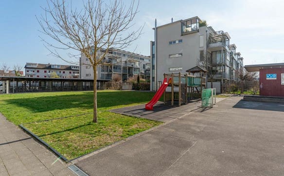 Immobilie in Suhr - Grosszügige 3.5-Zimmer Wohnung mit Wintergarten in Stadtnähe - Bild 13