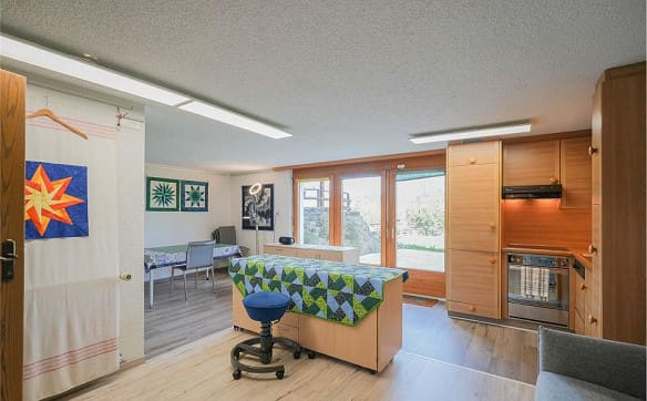 Immobilie in Effingen - Ruhig wohnen am Bauzonenrand: 7.5 Zimmer-Wohnhaus mit 3 Garagen - Bild 10