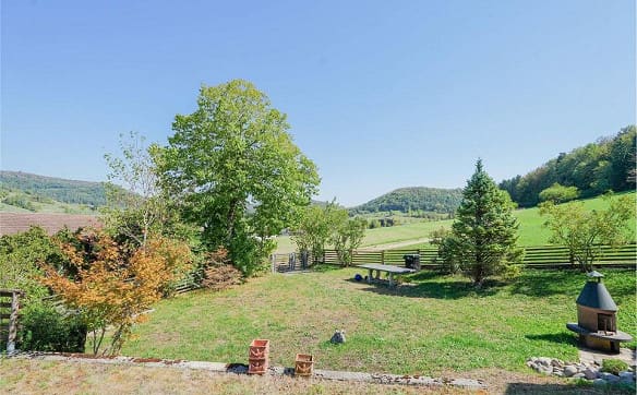 Immobilie in Effingen - Ruhig wohnen am Bauzonenrand: 7.5 Zimmer-Wohnhaus mit 3 Garagen - Bild 11