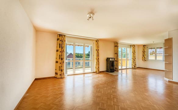 Immobilie in Schlattingen - Grosszügiges Zuhause mit Raum für eigene Ideen - Bild 3