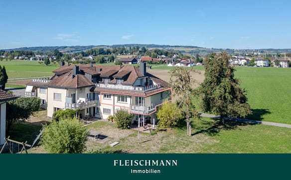 Immobilie in Istighofen - Grosszügige Wohnung mit schöner Aussicht ins Grüne - Bild 0