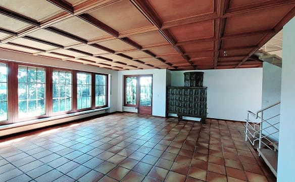 Immobilie in Ueberstorf - 6.5-Zimmer-Villa mit grossem Grundstück in Ueberstorf kaufen - Bild 1